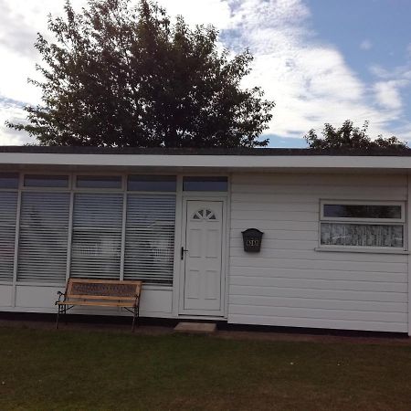 Chalet 33, The Willows, Cherry Park, Chapel St Leonards Exteriör bild